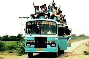 https://dlopqvffcp57v.cloudfront.net/wp-content/uploads/2013/02/14024828/inde-bus-bagages.jpg